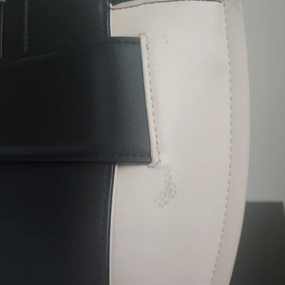 Color block purse! - Picture 4 of 4